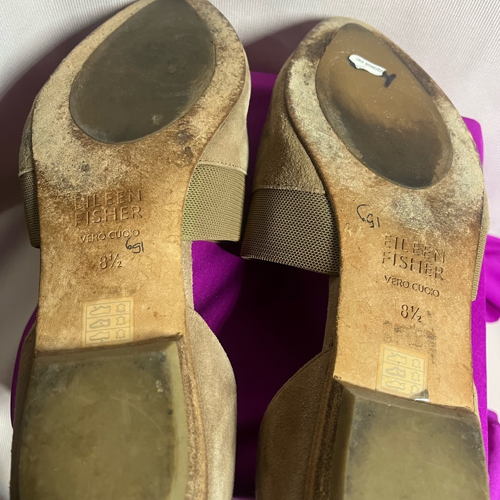 Eileen Fisher Beige Suede Flats - Picture 10 of 11